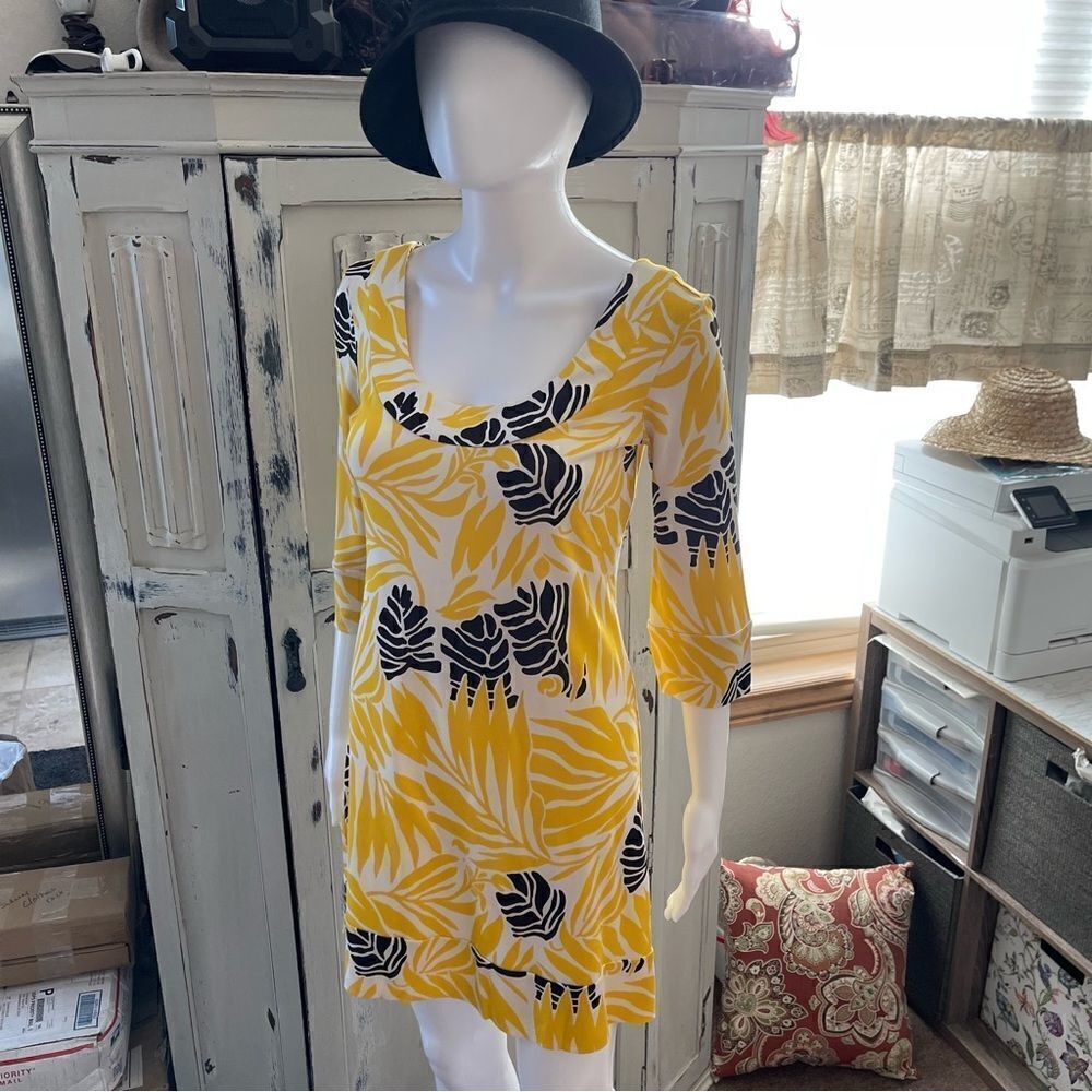 Diane Von Furstenberg Vintage Yellow Scoop Neck Floral Silk Dress Sz 0 - Picture 12 of 15